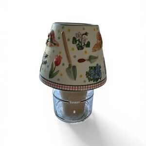 Yankee candle springtime candle topper with garden theme and glass candle holder